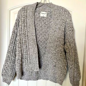 NWOT Abercrombie&Fitch Grey Cardigan Size XS